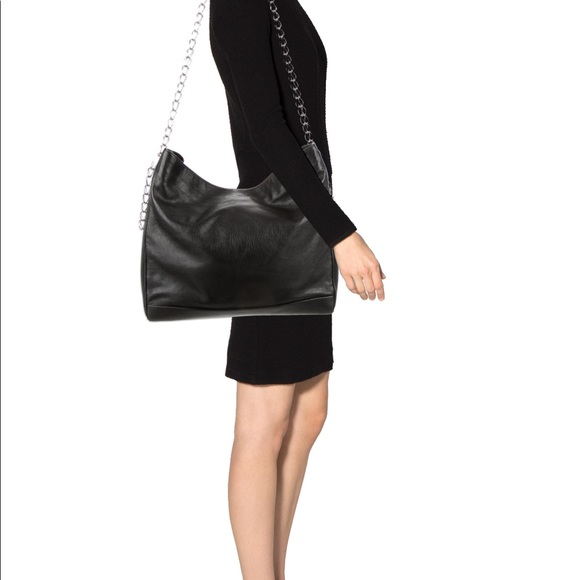 See photos - Picture 2 of 11